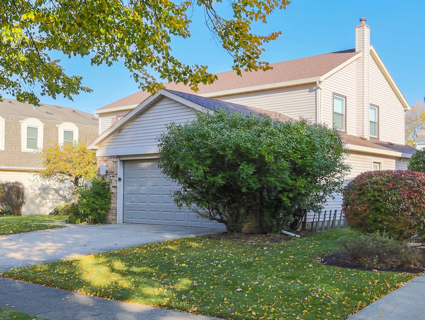331 E Fox Hill Drive