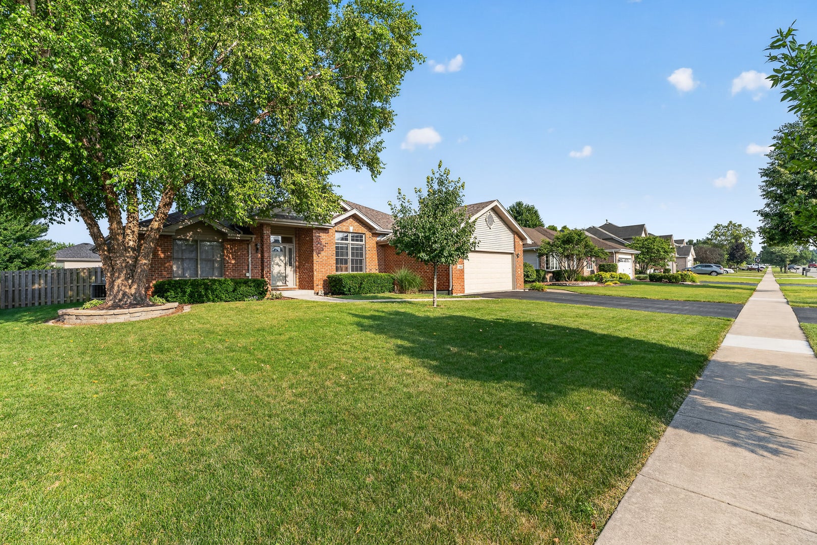 2592 Molly Court