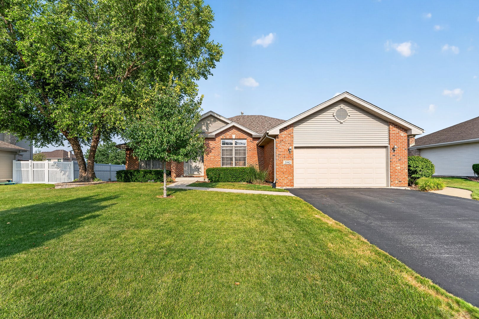 2592 Molly Court