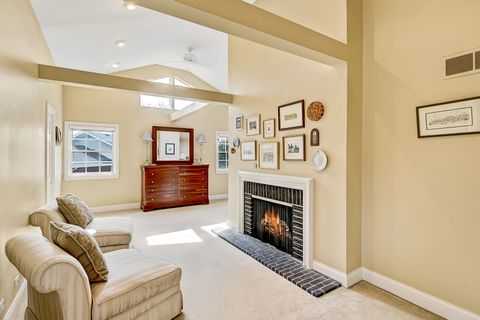 Tiny photo for 629 Courtland Circle, Western Springs, IL 60558 (MLS # 12596266)