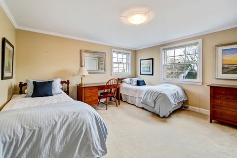 Tiny photo for 629 Courtland Circle, Western Springs, IL 60558 (MLS # 12596266)