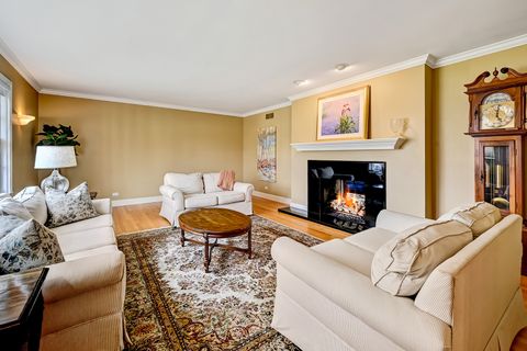 Tiny photo for 629 Courtland Circle, Western Springs, IL 60558 (MLS # 12596266)