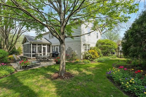 Tiny photo for 629 Courtland Circle, Western Springs, IL 60558 (MLS # 12596266)