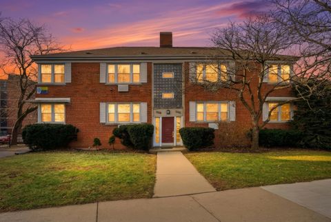 6550 N Ridge Boulevard 2 Chicago IL 60626