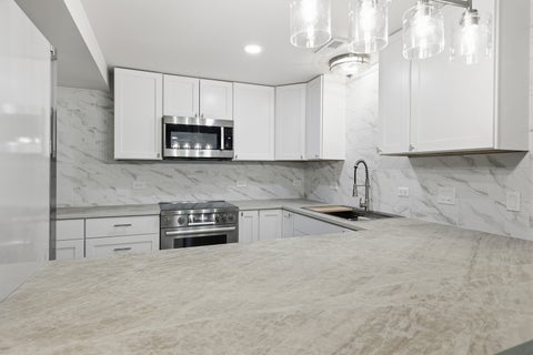 Tiny photo for 6335 N Magnolia Avenue #G, Chicago, IL 60660 (MLS # 12745803)
