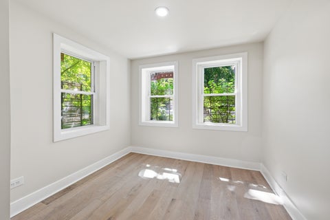 Tiny photo for 6335 N Magnolia Avenue #G, Chicago, IL 60660 (MLS # 12745803)