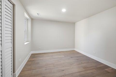 Tiny photo for 6335 N Magnolia Avenue #G, Chicago, IL 60660 (MLS # 12745803)