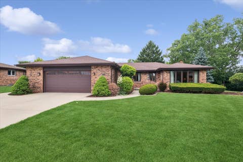 Tiny photo for 13332 Medina Drive, Orland Park, IL 60462 (MLS # 12712925)
