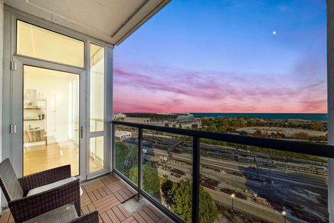 Tiny photo for 1629 S Prairie Avenue #1504, Chicago, IL 60616 (MLS # 12555222)