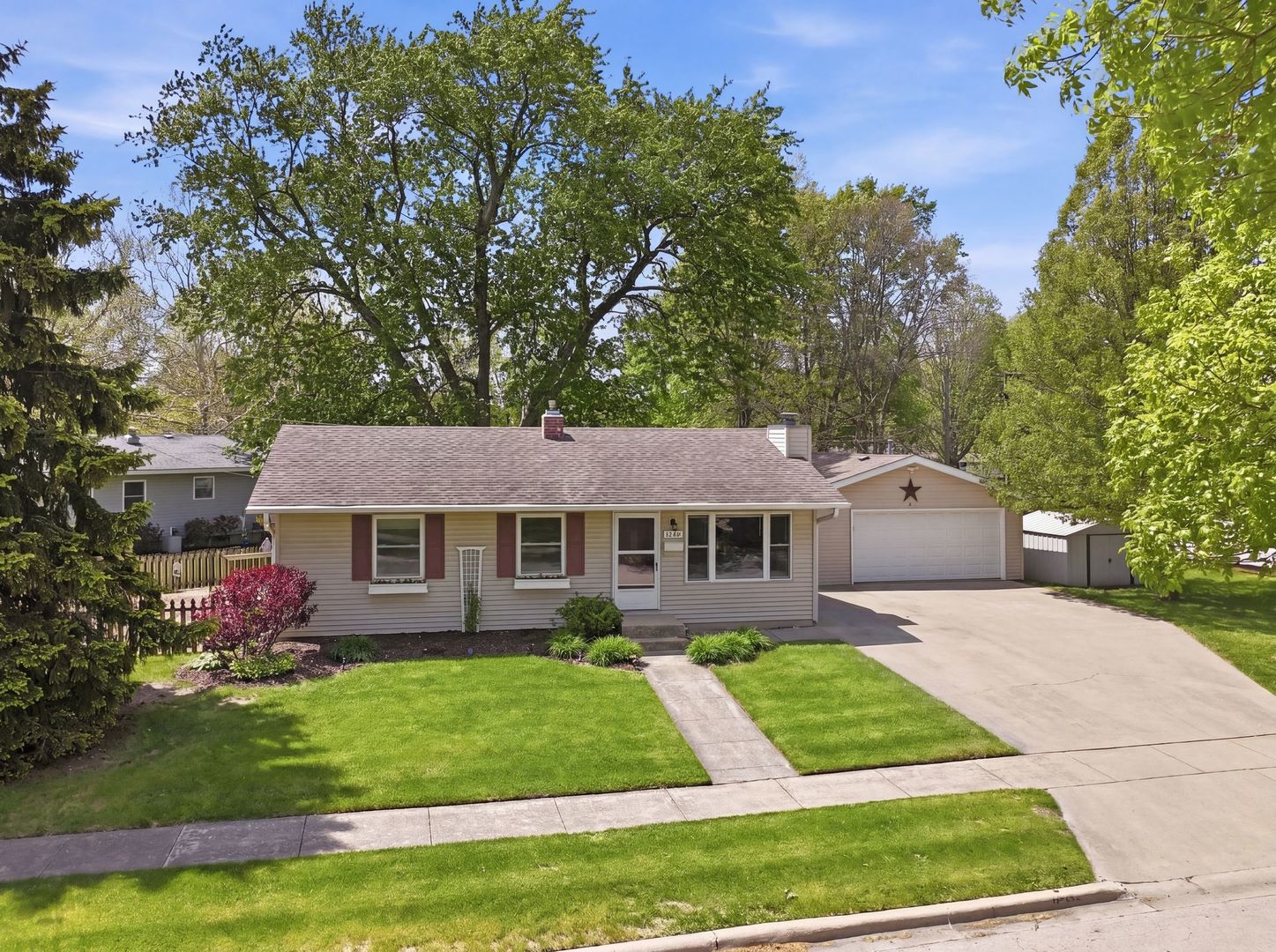 1610 SUNRISE Drive