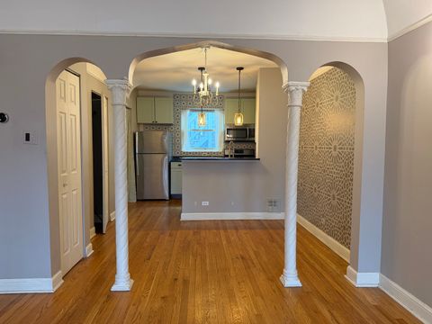 Tiny photo for 336 S Maple Avenue #2B, Oak Park, IL 60302 (MLS # 12580071)