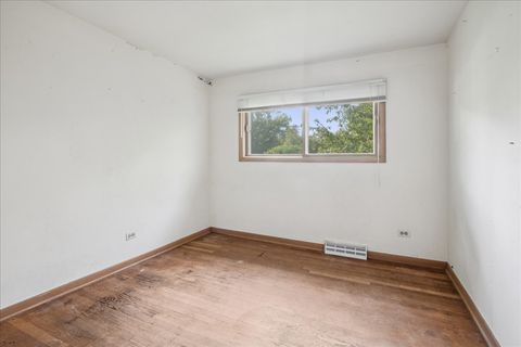 Tiny photo for 1004 S Grove Avenue, Barrington, IL 60010 (MLS # 12520313)