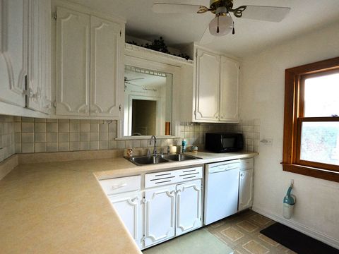 Tiny photo for 9835 St. Louis Avenue, Evergreen Park, IL 60805 (MLS # 12505013)