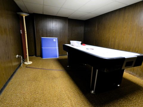 Tiny photo for 9835 St. Louis Avenue, Evergreen Park, IL 60805 (MLS # 12505013)