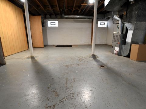 Tiny photo for 9835 St. Louis Avenue, Evergreen Park, IL 60805 (MLS # 12505013)