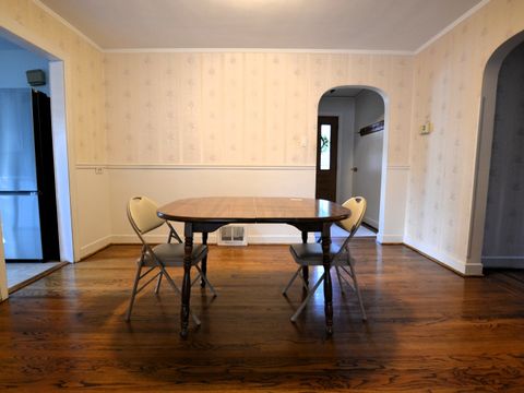 Tiny photo for 9835 St. Louis Avenue, Evergreen Park, IL 60805 (MLS # 12505013)