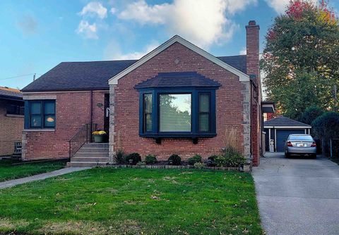 Tiny photo for 9835 St. Louis Avenue, Evergreen Park, IL 60805 (MLS # 12505013)