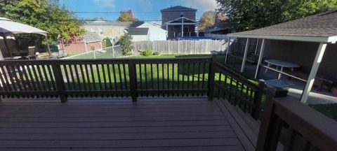 Tiny photo for 9835 St. Louis Avenue, Evergreen Park, IL 60805 (MLS # 12505013)