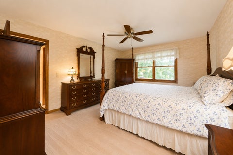 Tiny photo for 6 Heather Lane, Hawthorn Woods, IL 60047 (MLS # 12792545)