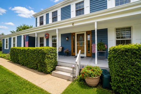Tiny photo for 6 Heather Lane, Hawthorn Woods, IL 60047 (MLS # 12792545)