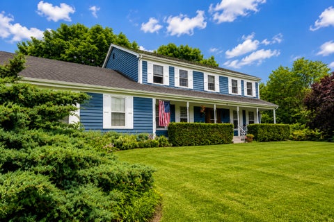 Tiny photo for 6 Heather Lane, Hawthorn Woods, IL 60047 (MLS # 12792545)