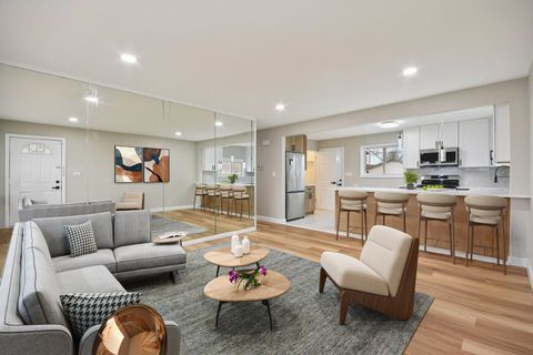 Tiny photo for 3120 Wilshire Avenue, Markham, IL 60428 (MLS # 12583774)