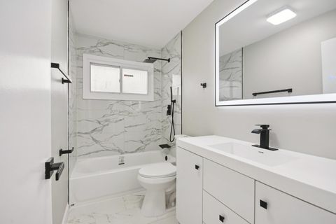 Tiny photo for 3120 Wilshire Avenue, Markham, IL 60428 (MLS # 12583774)