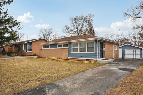 Tiny photo for 3120 Wilshire Avenue, Markham, IL 60428 (MLS # 12583774)