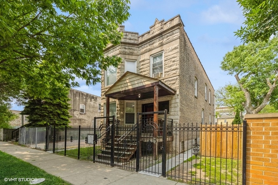 620 N Kedzie Avenue