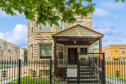 620 N Kedzie Avenue Chicago IL 60612