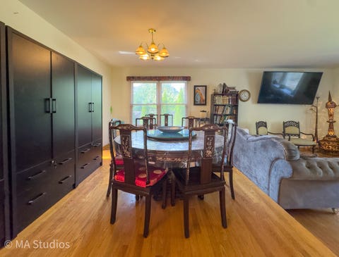 Tiny photo for 1100 S Cherrywood Drive S, Mount Prospect, IL 60056 (MLS # 12703919)