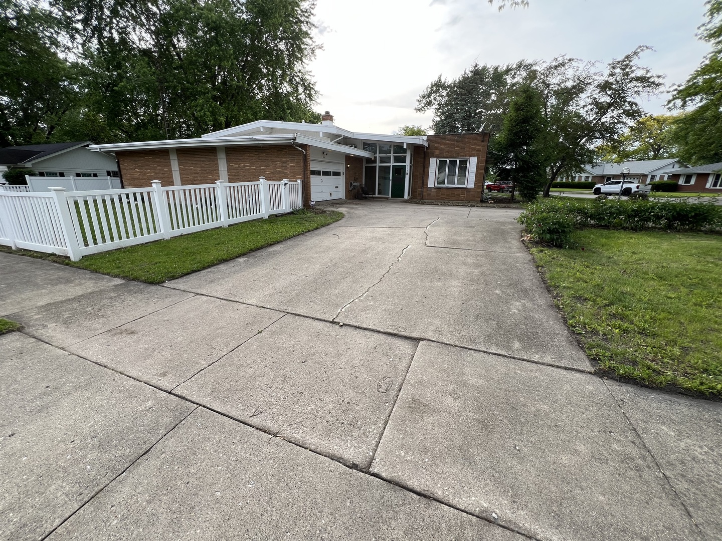 616 Seneca Drive