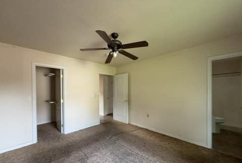Tiny photo for 557 N Hickory Street, Centralia, IL 62801 (MLS # 12718055)