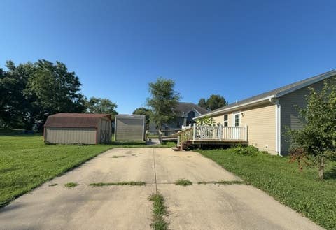 Tiny photo for 557 N Hickory Street, Centralia, IL 62801 (MLS # 12718055)