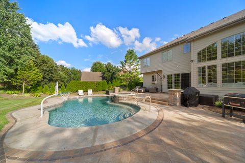 Tiny photo for 3818 Grand View Court, St. Charles, IL 60175 (MLS # 12583332)