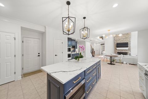 Tiny photo for 3818 Grand View Court, St. Charles, IL 60175 (MLS # 12583332)