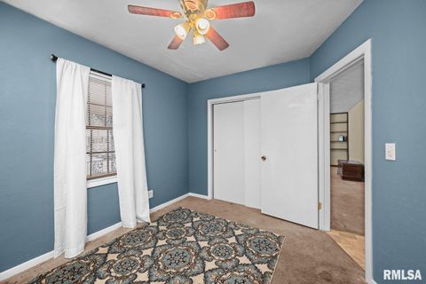 Tiny photo for 2701 47TH Street, Moline, IL 61265 (MLS # QC4269821)