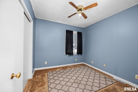 Tiny photo for 2701 47TH Street, Moline, IL 61265 (MLS # QC4269821)