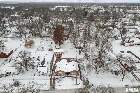 Tiny photo for 2701 47TH Street, Moline, IL 61265 (MLS # QC4269821)