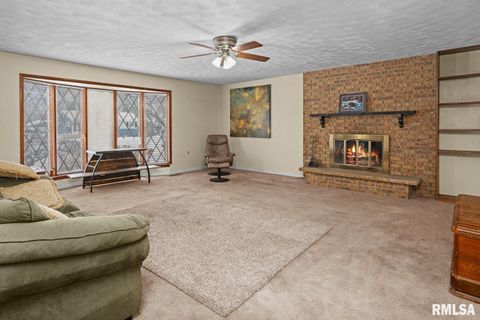 Tiny photo for 2701 47TH Street, Moline, IL 61265 (MLS # QC4269821)