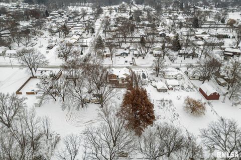 Tiny photo for 2701 47TH Street, Moline, IL 61265 (MLS # QC4269821)