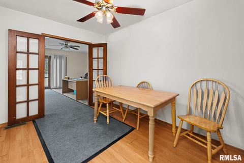 Tiny photo for 2701 47TH Street, Moline, IL 61265 (MLS # QC4269821)