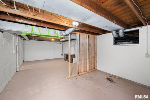 Tiny photo for 2701 47TH Street, Moline, IL 61265 (MLS # QC4269821)