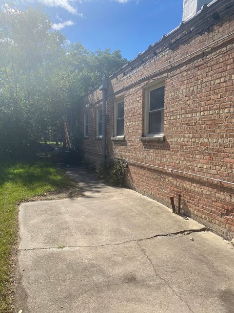 Tiny photo for 9157 S Marquette Avenue, Chicago, IL 60617 (MLS # 12491631)