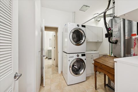 Tiny photo for 30 W Erie Street #601, Chicago, IL 60654 (MLS # 12587075)