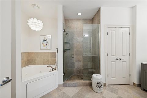 Tiny photo for 30 W Erie Street #601, Chicago, IL 60654 (MLS # 12587075)