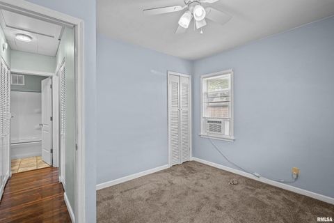 Tiny photo for 3438 TAYLOR Street, Davenport, IA 52806 (MLS # QC4270107)