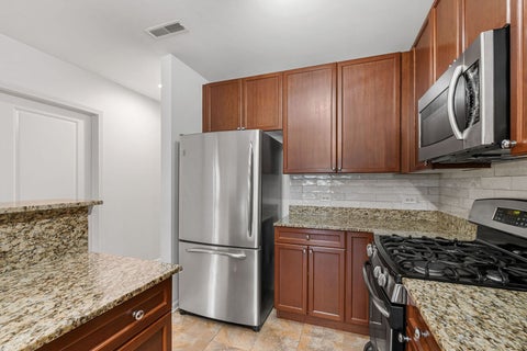 Tiny photo for 1650 Riverwoods Drive #402, Melrose Park, IL 60160 (MLS # 12688389)