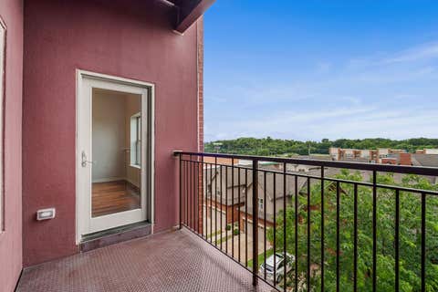 Tiny photo for 1650 Riverwoods Drive #402, Melrose Park, IL 60160 (MLS # 12688389)