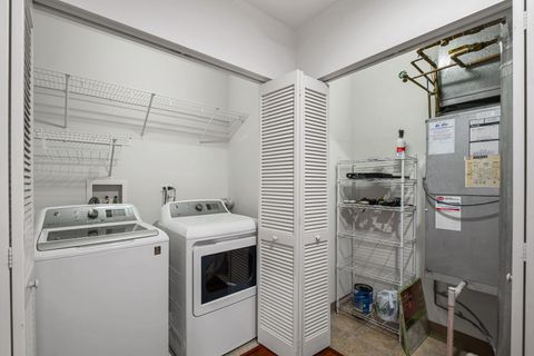 Tiny photo for 1650 Riverwoods Drive #402, Melrose Park, IL 60160 (MLS # 12688389)